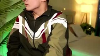 call__me_leo