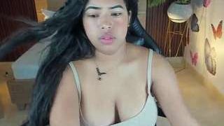 camila-sanchez22