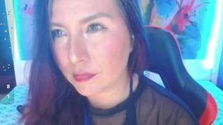 evelyn-mature19