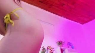 stephany-gloss