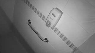 voyeurcam-jb-jail-shower