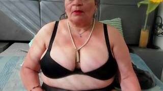 vickyboobss