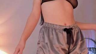 hanna-2modesty