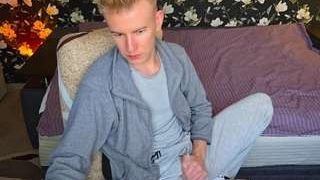 blondboylive