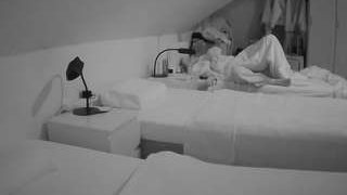 voyeurcam-julmodels-bed-4