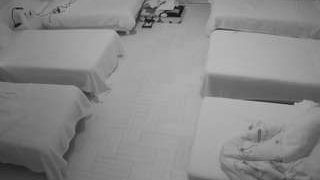 voyeurcam-julmodels-bed-6