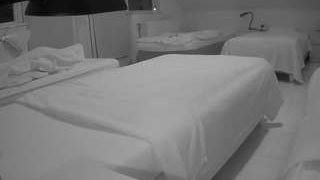 voyeurcam-julmodels-bed-2