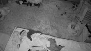 voyeurcam-julmodels-whitebed-5