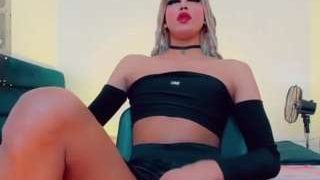 amanda-cax