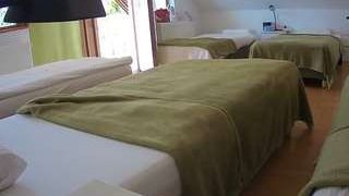 voyeurcam-julmodels-bed-2